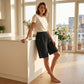 👖 50% DE RÉDUCTION ✨ Pantalon capri femme – Taille élastique, coupe genou & confortable – Léger, respirant – parfait pour la maison, le sport ou les voyages 🌿