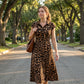 👗 PROMO LIMITÉE -50% ! 🐆 Robe Femme Élégante Imprimé Léopard – Col Revers Travaillé, Coupe Fluide Flatteuse, Légère & Chic · Marron · S–5XL · Casual & Soirée ✨
