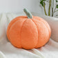 Mignon coussin doux en forme de citrouille
