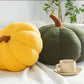 Mignon coussin doux en forme de citrouille