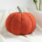 Mignon coussin doux en forme de citrouille
